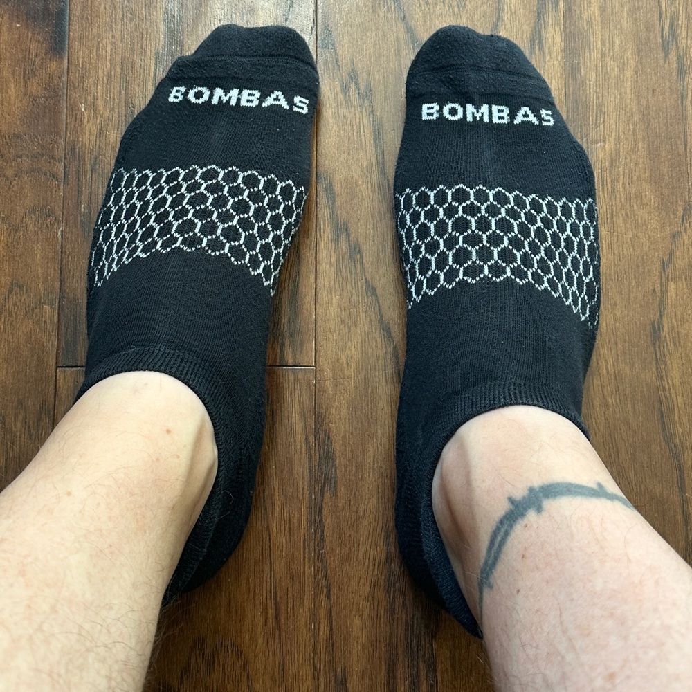Worn Bombas no-show men’s athletic socks, Black
